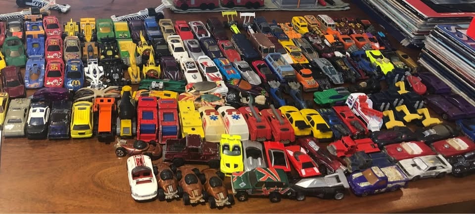 125+ Hot Wheels Car Lot 70’s-Early 2000’s - photo 2