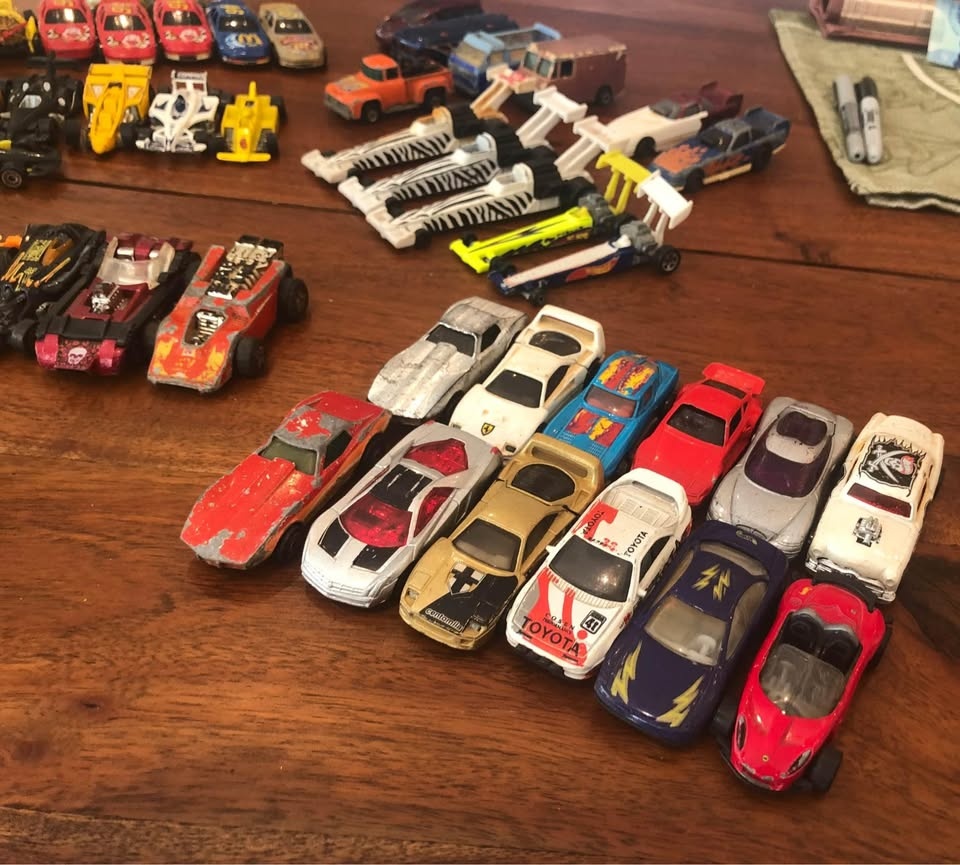 125+ Hot Wheels Car Lot 70’s-Early 2000’s - photo 3