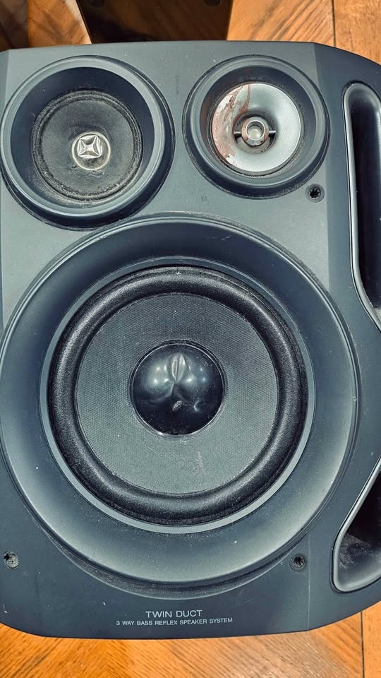 4 Speakers just for $5 - photo 4