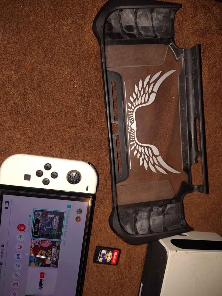 Nintendo switch OLED bundle - photo 4