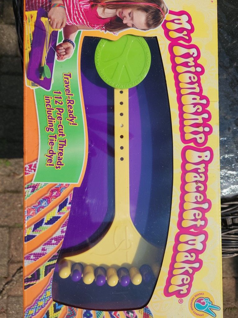 My Friendship Bracelet Maker