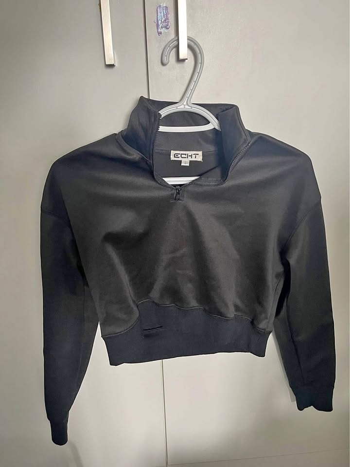 Womans Echt quarter zip workout long sleeve 🥕 (small)