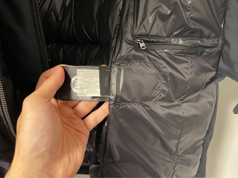 Womans full black Mackage trisha -bx down parka jacket (small) 🥕 - photo 4