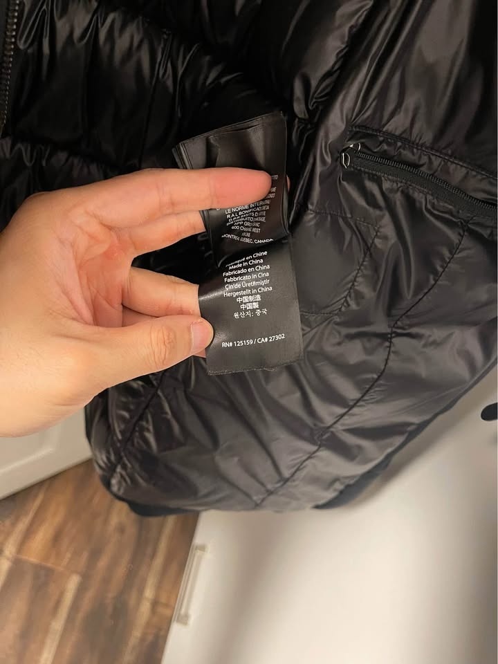Womans full black Mackage trisha -bx down parka jacket (small) 🥕 - photo 5