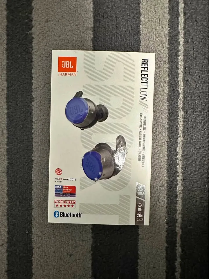 JBL Wireless Ear Buds thumbnail