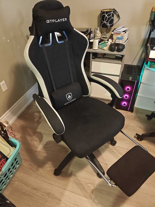 Brand New Gaming Chair