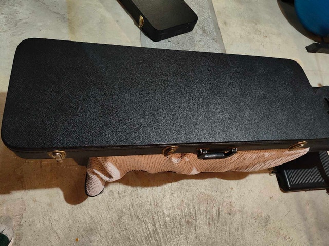 Ibanez GIO Electric Guitar - photo 3