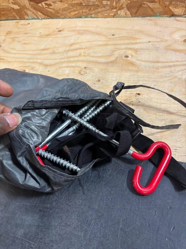 Fish Inn Hideaway Ice Fishing Tent – Pop-Up Shelter (Used) - photo 5