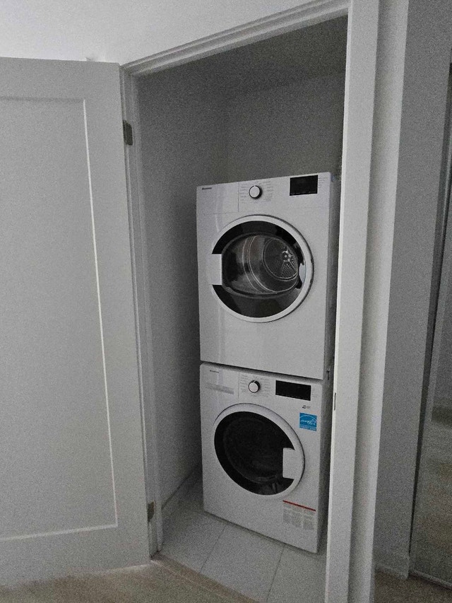 1 BR + Den Condo for Lease - photo 3