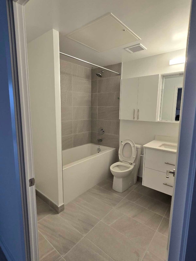 1 BR + Den Condo for Lease - photo 4