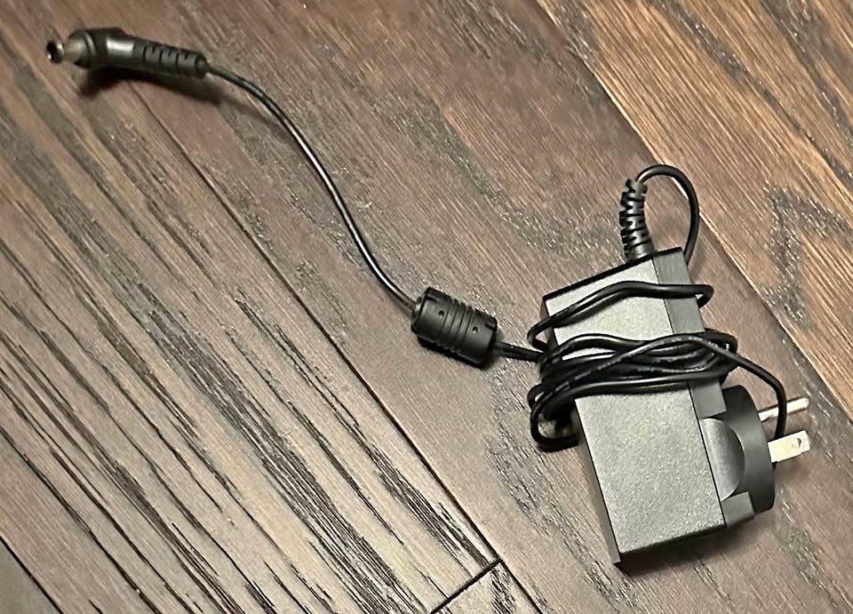 🧡 LG Monitor Power Adapter