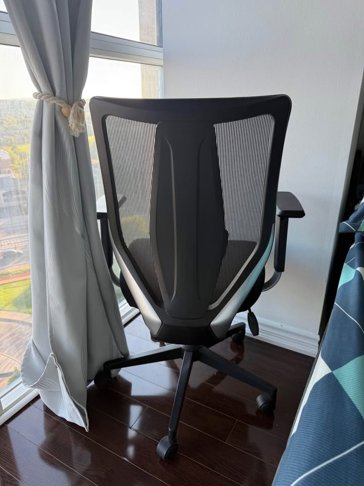 Mesh Office Chair - photo 2