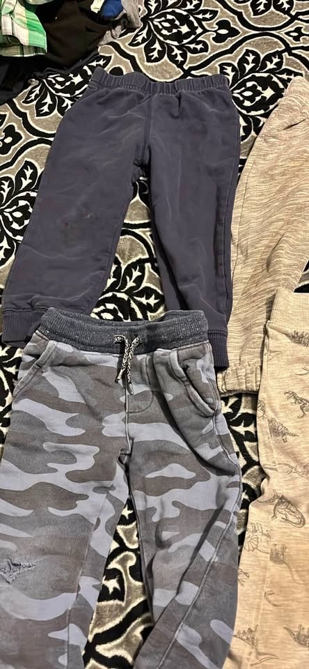 Size 2 pants and shorts lot 2