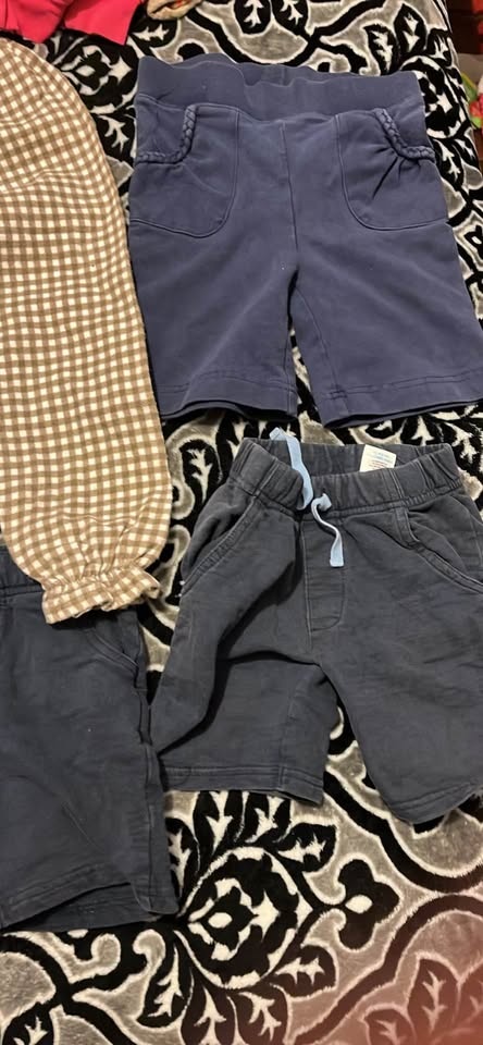 Size 2 pants and shorts lot 2 - photo 5