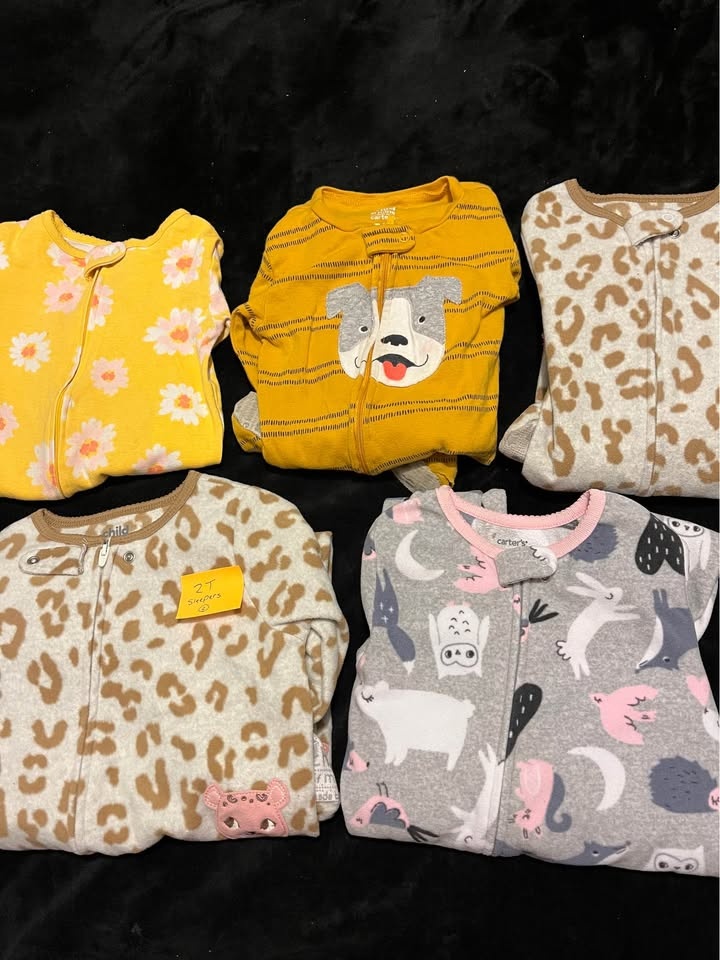 Sleepers pjs size 2t $20 for bundle - photo 4