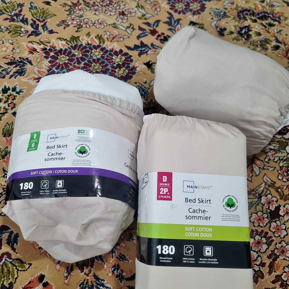 Bed skirts Queen size and Double size (All for $5 Brand new
