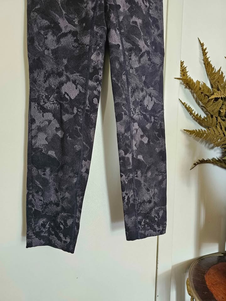 Lole S Grey Black Patterned 7/8 Leggings - photo 3