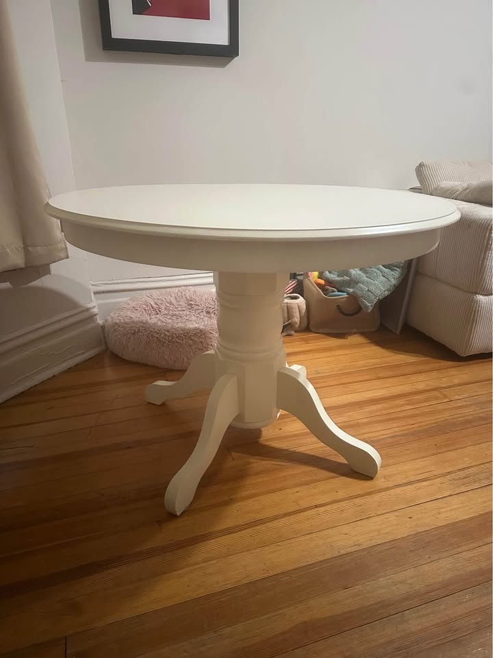 Pottery Barn Pedestal Dining Table - photo 2