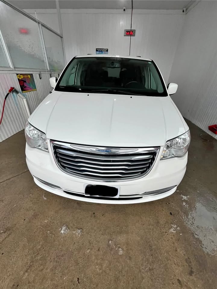 2011 Chrysler Town & Country