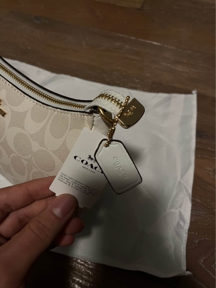 White Coach Teri Bag - photo 5