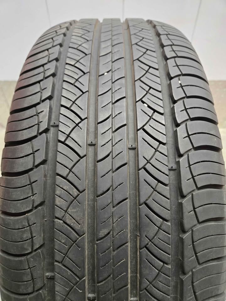 Michelin All Season Tire- 255/65R16 - photo 2