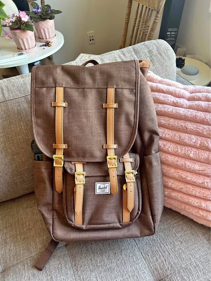 herschel backpack (brand new) thumbnail
