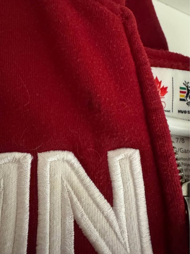 Official Vancouver 2010 olympics zip up Canada hoodie size 7/8 - photo 3