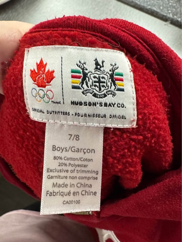Official Vancouver 2010 olympics zip up Canada hoodie size 7/8 - photo 4