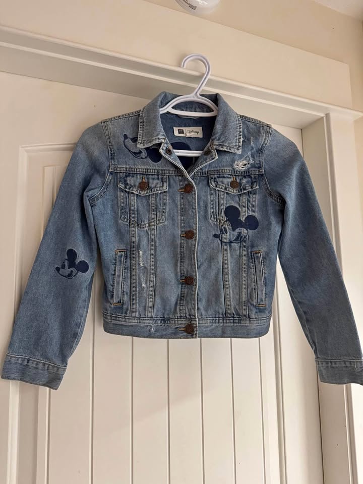 Gap Kids girls Disney jean jacket size large