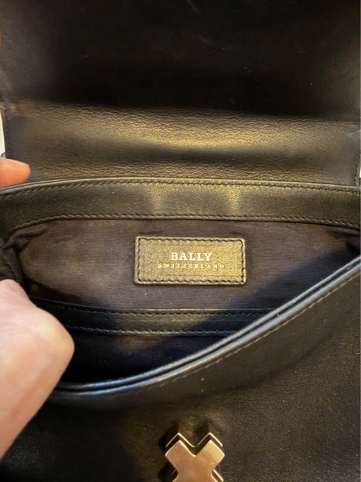 Bally Leather Handbag - photo 2