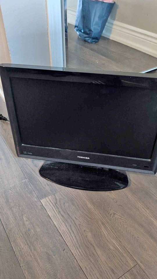 18 inch Toshiba mini tv