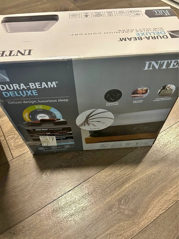 Air Mattress/Blow-up Bed-Full/Queen