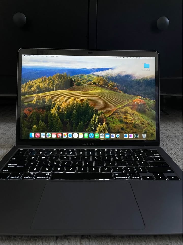 MacBook Air (2020) - 13-inch - 8GB RAM / 256GB SSD