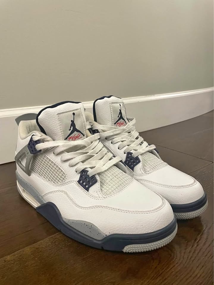 JORDAN 4 MIDNIGHT NAVY SIZE 13US MENS