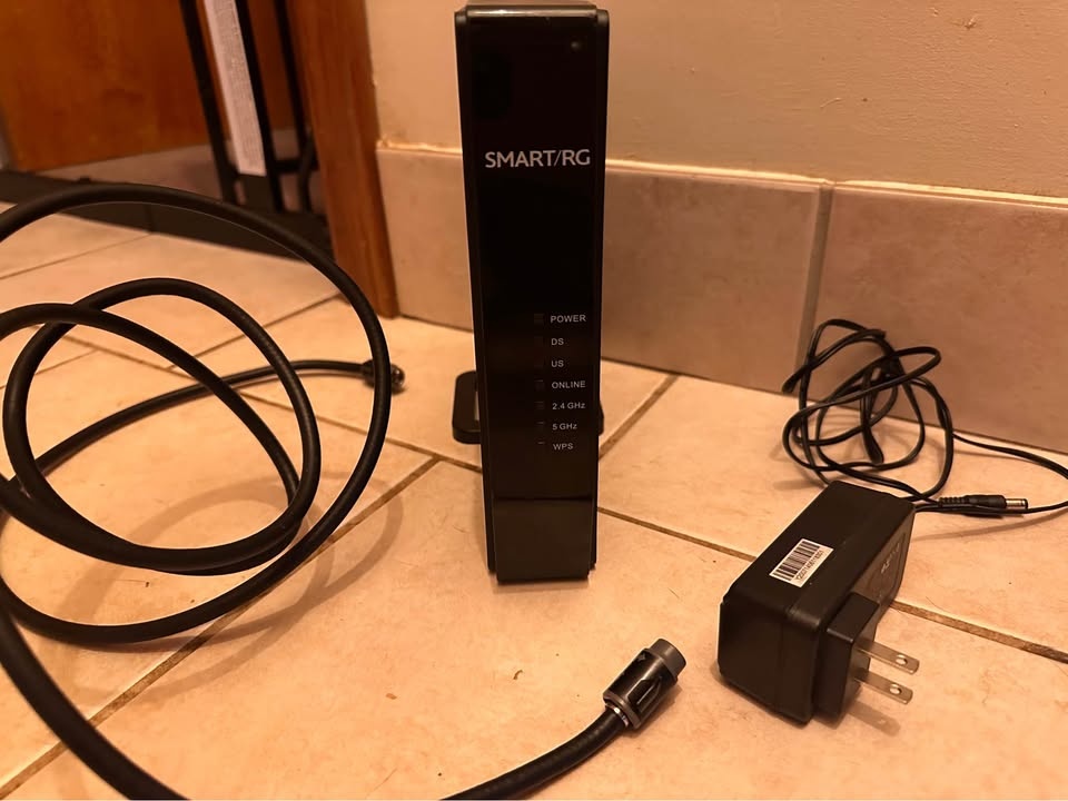 🥕Smart RG SR808ac Wireless Cable Gateway - Modem/Router - photo 2