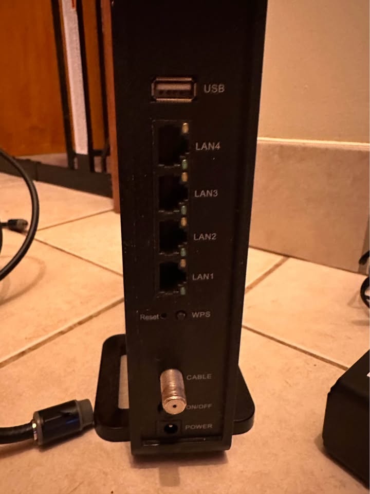 🥕Smart RG SR808ac Wireless Cable Gateway - Modem/Router - photo 3