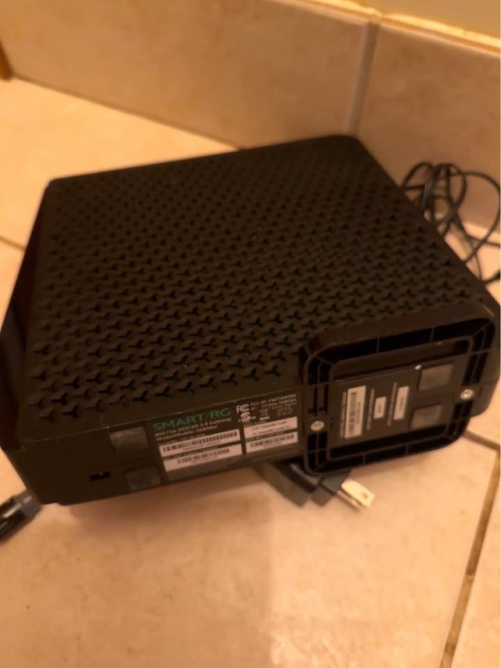 🥕Smart RG SR808ac Wireless Cable Gateway - Modem/Router - photo 4