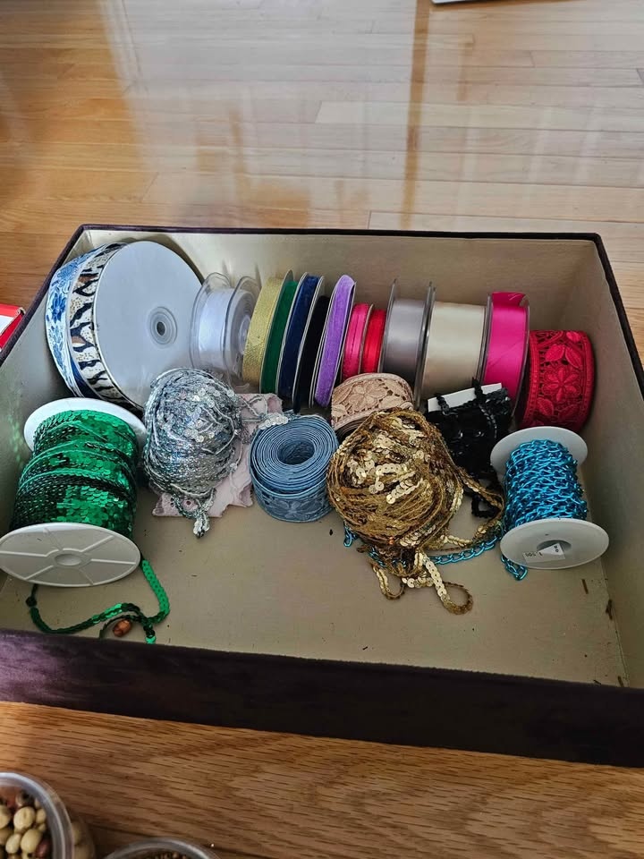 Beads, ribbons, Lace edgings, findings, and much more - photo 3