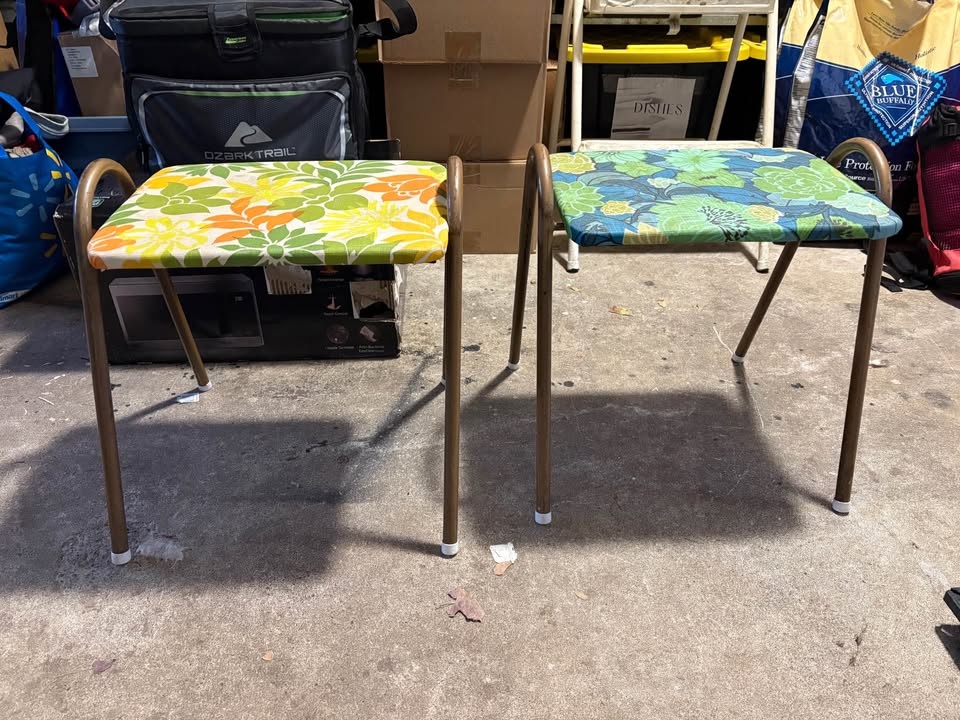 Vintage stacking stools - photo 2