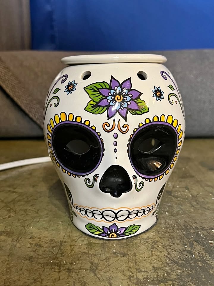 Electric Sugar Skull Wax Warmer / Day of the Dead - (YES, ITS ST