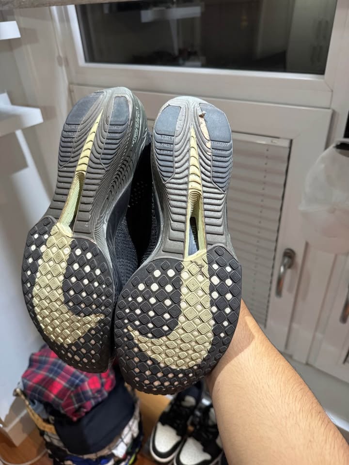 NEED GONE: NIKE VAPORFLY 3 SIZE 10 - photo 5