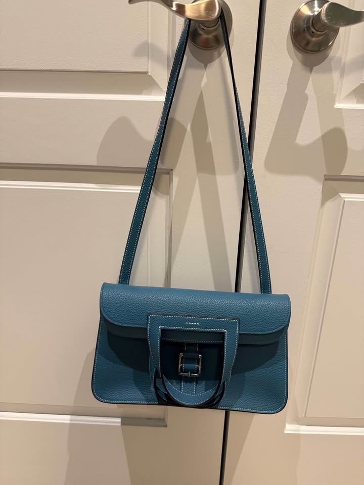 Blue calfskin shoulder handbag