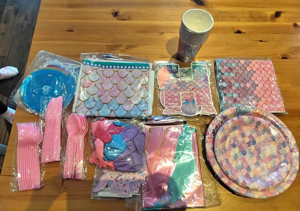 Fruiful Party 132 Pcs Mermaid Party Supplies Serves 10 Guests
