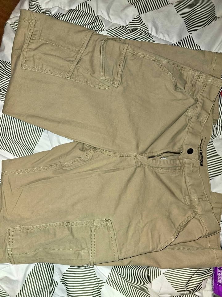 🥕  Carhartt cargo pants