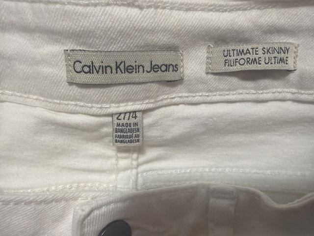 Calvin Klein Jeans - photo 3