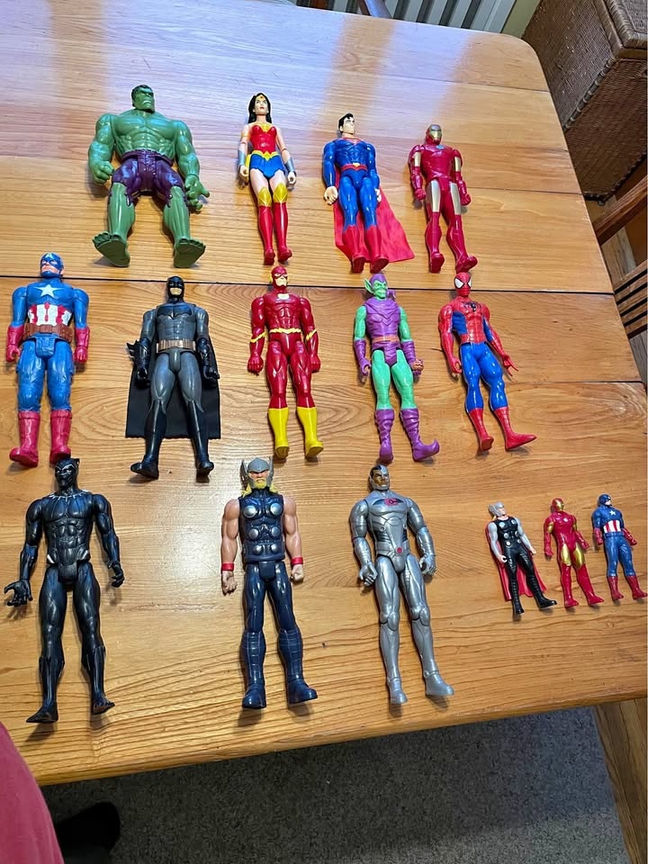 Super Hero action figures