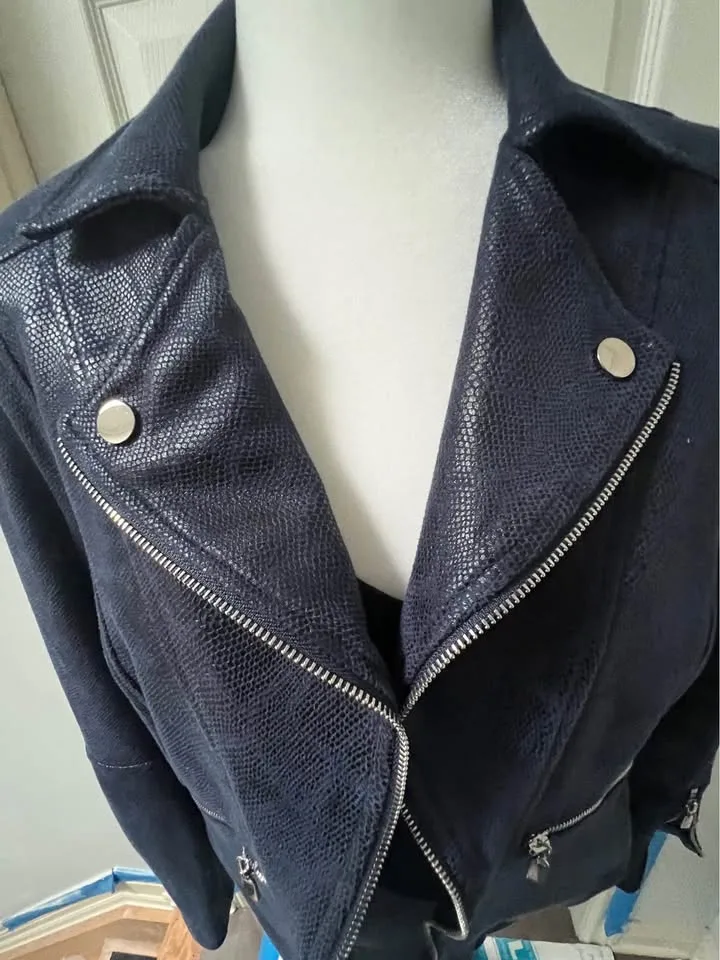 Frank Lyman Fashion Moto Jacket-NEW-Size 8 image indicator(2)