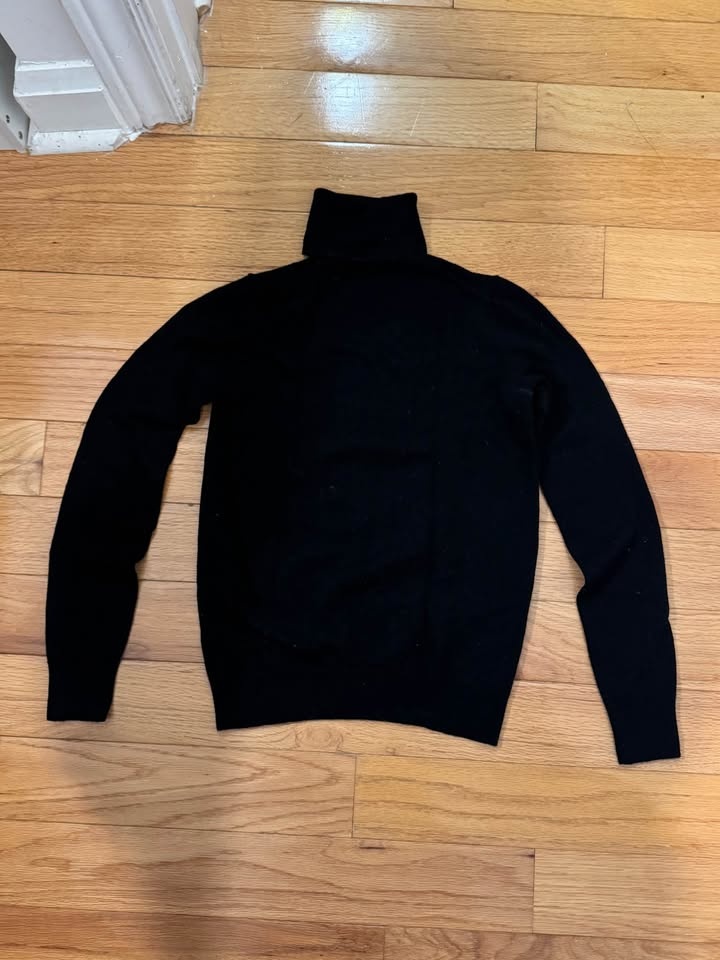 Uniqlo Merino Sweater