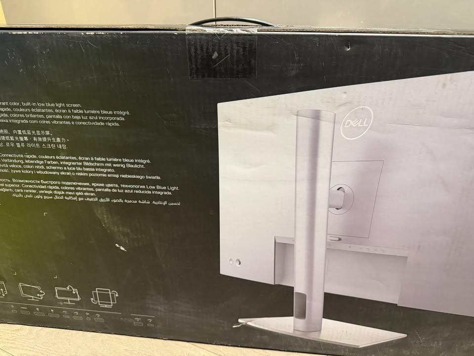Dell 27 Inch 2K Monitor - photo 2