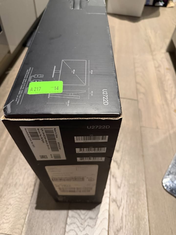 Dell 27 Inch 2K Monitor - photo 3
